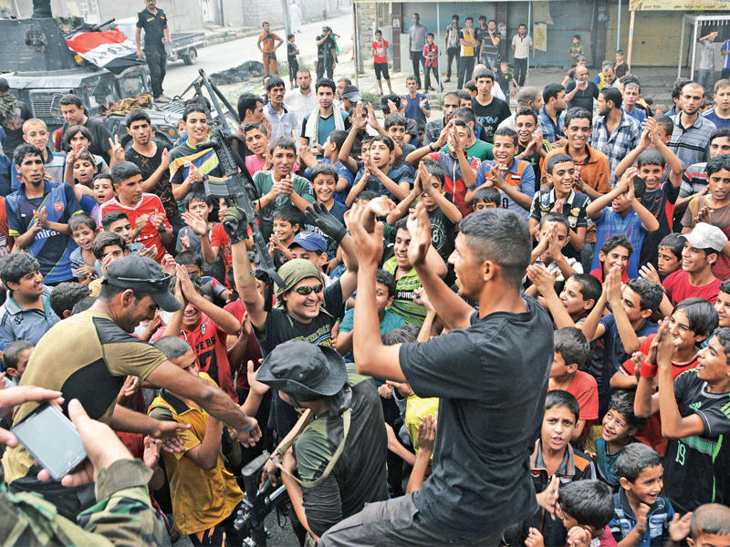 طهران مصممة على إلغاء تأشيرات العراق… والعبادي يشترط