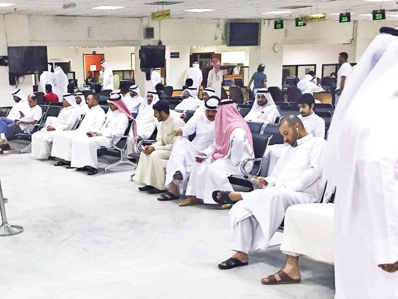 «الجنسية» تسلمت 40 ألف جواز خام لإنهاء الأزمة