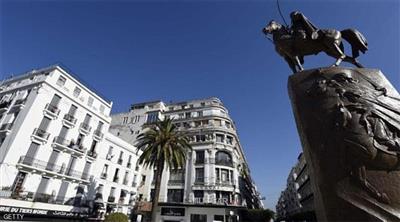 الجزائر.. فك خيوط «جريمة بشعة» اشتركت فيها 5 فتيات