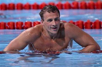 «السباح الكاذب».. وقع في شر أعماله