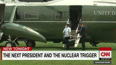 حقيبة سرية ترافق الرئيس الأمريكي أينما ذهب.. فما هي وما بداخلها؟