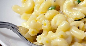 الشرطة الإيطالية تُنهي شجار زوجين مسنيْن بصلح “طبق المكرونة”