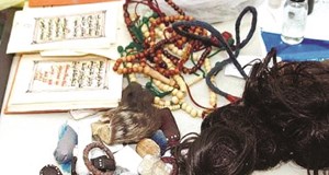 بعد تحويلات مالية بعشرات الآلاف من الدنانير..القبض على ساحرة عراقية تخصصت في ربط الرجال والتفريق بين الأزواج