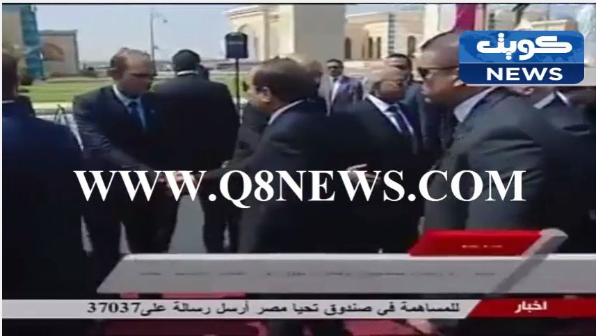 بالفيديو… جنازة عسكرية لـ‫#‏أحمد_زويل‬ بحضور ‫#‏السيسي‬