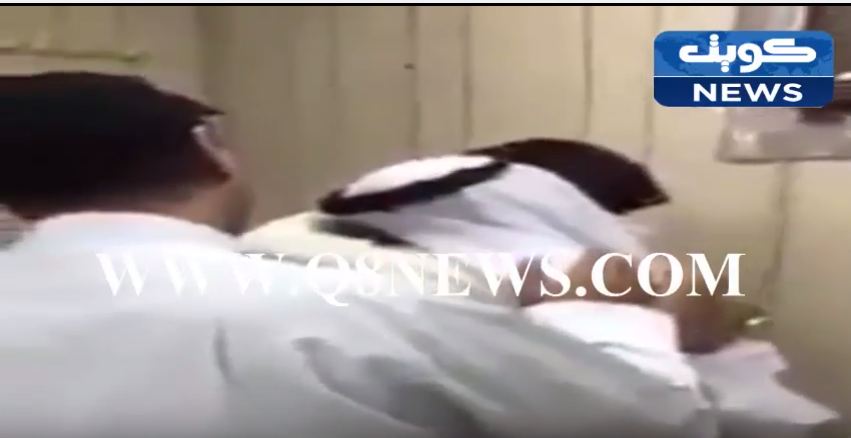 فيديو مؤثر : اب كويتي يعثر على ابنه المفقود منذ 26 سنة