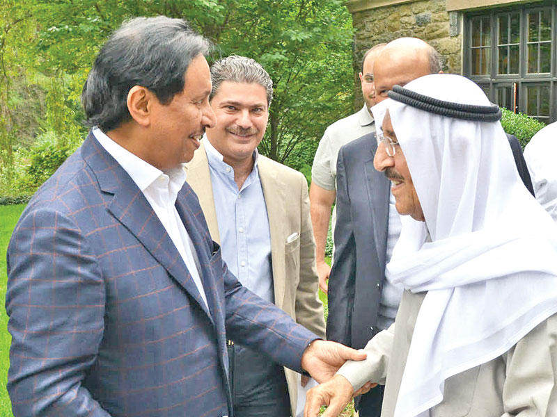 الأمير يستقبل رئيس الوزراء ويعزي خادم الحرمين ورئيس إيطاليا