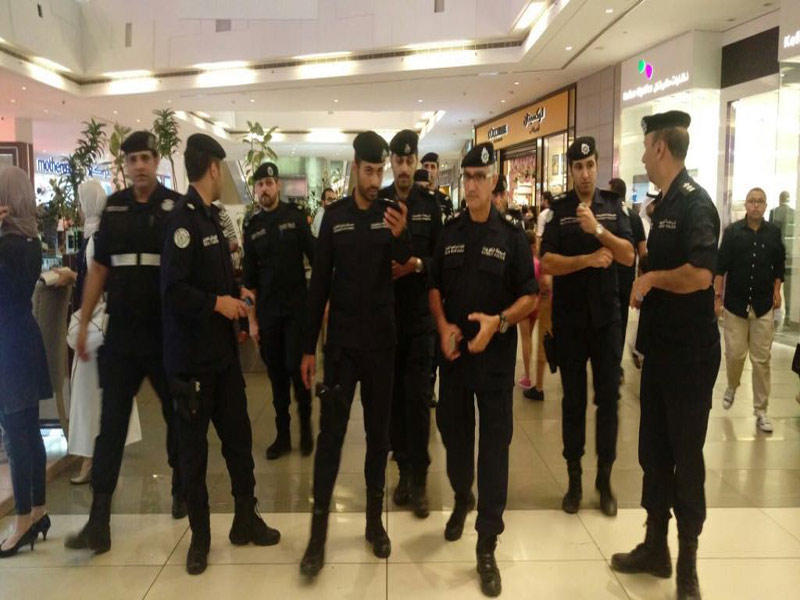 «الأمن العام» يتفقد أسواقاً ومواقع تجارية خلال أيام العيد