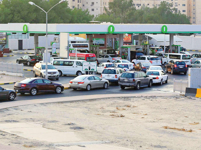 «الإدارية» تفصل في وقف زيادة البنزين 28 الجاري