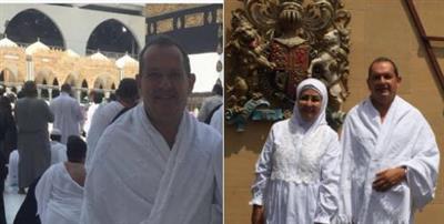 سفير بريطانيا في السعودية يؤدي فريضة الحج مع زوجته
