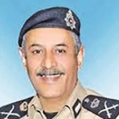 مصري «منشع» قاد الأمن البحري إلى «مصففة» تتاجر في الترامادول