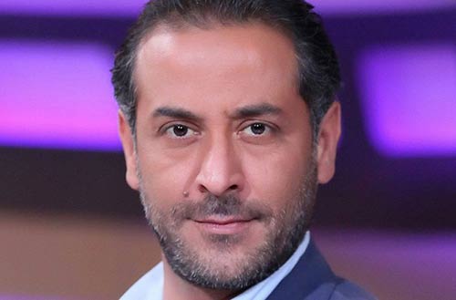 صورة: ممثل سوري ينشر لقطة لابنته في السرير ثم يعتذر