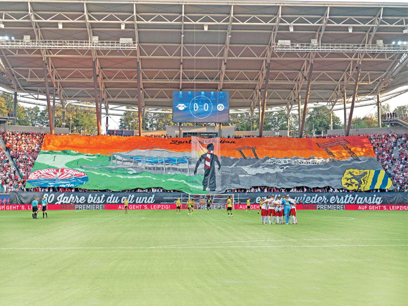 الجماهير الألمانية مستاءة من «الأندية البلاستيكية»