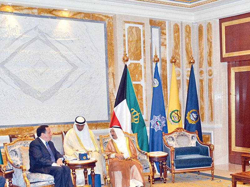 الامير يتلقى دعوة رسمية لزيارة تونس