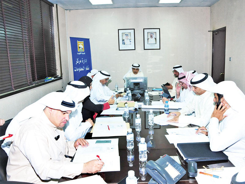 المنفوحي: ربط تراخيص البناء وشهادة إيصال التيار الكهربائي والعديد من المعاملات إلكترونياً