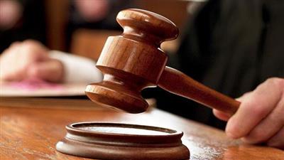 تزوجت من رجلين في نفس الوقت وتعيش معهما في نفس الشقة دون ان يعلما!!