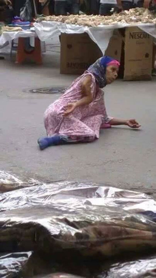 بالصور..متسولة تتفوق على كبار الممثلين و تشعل مواقع التواصل