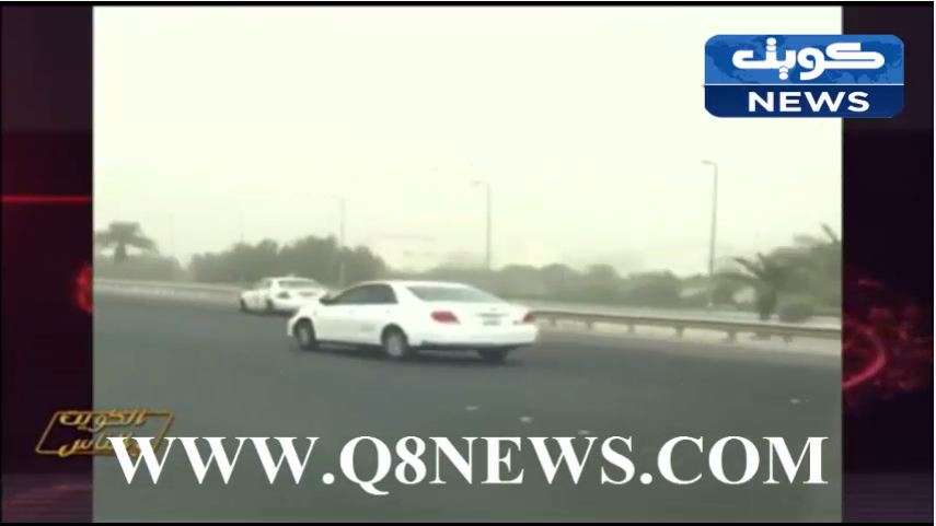بالفيديو…مستهتر على طريق الملك فهد بن عبدالعزيز يستعرض بسيارته و كاد ان يتسبب بكارثة!!