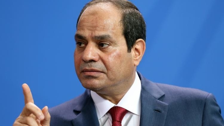 في لقاء تلفزيوني…السيسي يغضب من صحفي بسبب هذه الكلمة!