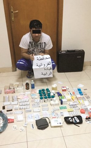 الجليب: القبض على “طبيب” هندي مشهور…أصله نجار!!