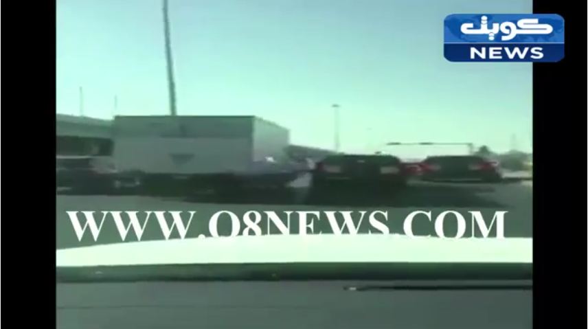 بالفيديو…مطاردة هوليودية بين سيارات الشرطة ومركبة في شوارع الكويت