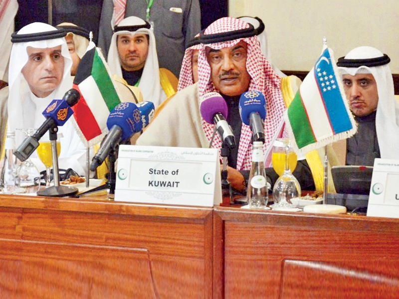 الخالد: الازمة السورية لا يمكن حلها عسكريا وما حدث في حلب يبعث على الخجل والعار