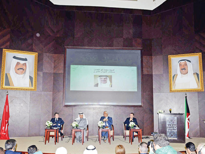 «الكويت في عيون الدبلوماسيين»… ديوانيات تختصر التنوع والتواصل والانفتاح