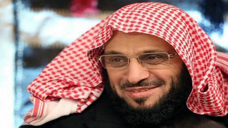 القرني يكتب “آمنت بالمسيح”.. والعريفي يرد!