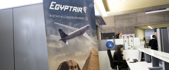 مطار القاهرة يشهد أزمتي “تفتيش دبلوماسية” خلال 24 ساعة فقط