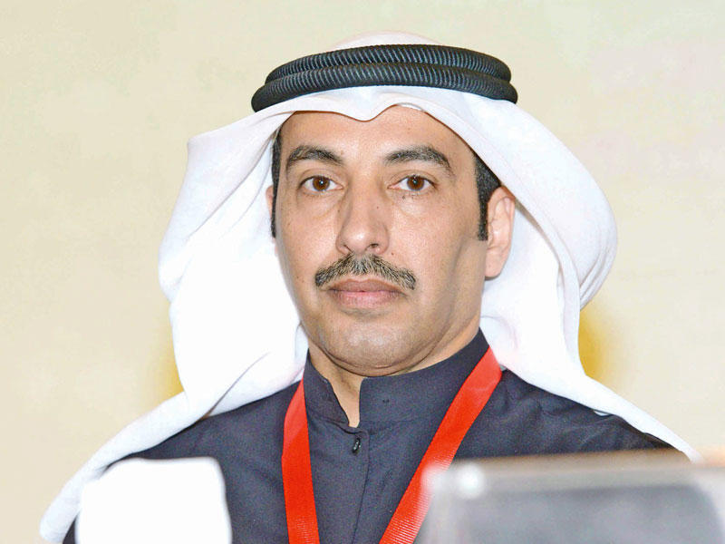 الهاجري: لجنة للتحقيق في خلاف الأستاذ والطالبة بـ «الآداب»