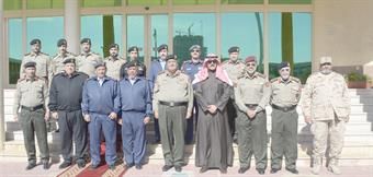 وزير الدفاع يؤكد حرص القيادة على الارتقاء بمستوى اداء الجيش