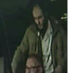 فيديو ممنوع على أصحاب القلوب الضعيفة: حادثة فضيعة تشعل مصر.. مجهول يذبح قبطياً بسيف أمام المارة