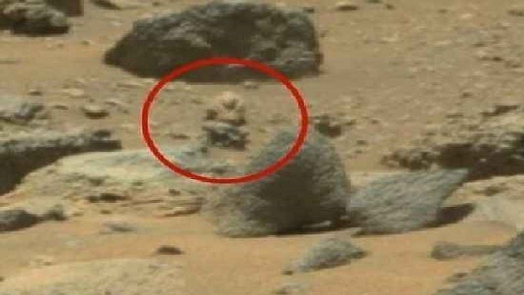 العثور على “كائن فضائي مسلح” على سطح المريخ!!