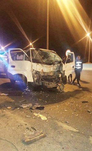 إنقاذ «محشور» و«محشورة» في تصادمين على طريق الجهراء