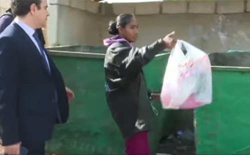 بالفيديو .. قاتلو الطفلة في حاوية النفايات يمثّلون جريمتهم .. وتفاصيل صادمة