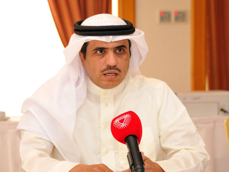 وزير الإعلام البحريني: سياسة الأمير الحكيمة تدعم السلام