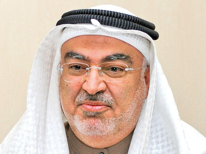 الصالح يقترح منح تراخيص لمركبات الطعام المتحركة