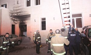 إنقاذ عائلة من 5 أفراد حاصرتهم ألسنة الحريق بـ«القادسية»