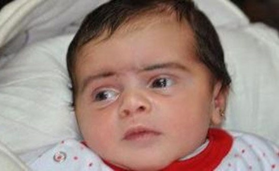 محامٍ انتحل صفة طبيب.. وتسبب بموت طفلة