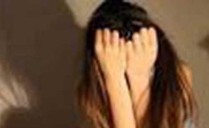 استسلمت له بسبب ضخامته.. فتاة تتهم سائق باغتصابها في الإمارات!