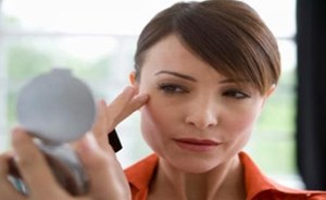 هذه العادات اليومية تسرّع الشيخوخة