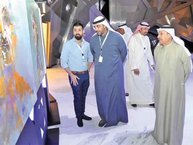 «الشباب»: بناء جيل متمسك بالقيم الوطنية وشريك بالتنمية