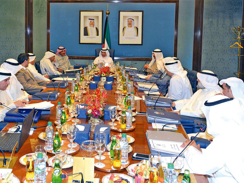 مجلس الوزراء: توفير الاعتمادات لتطوير الملاحة في خور عبدالله