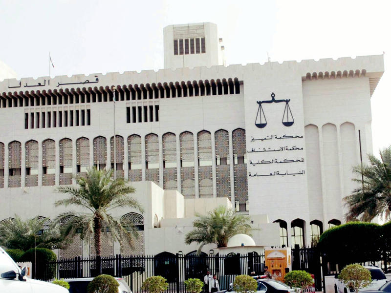 «مكافحة الفساد» تحيل 6 مسؤولين إلى النيابة العامة