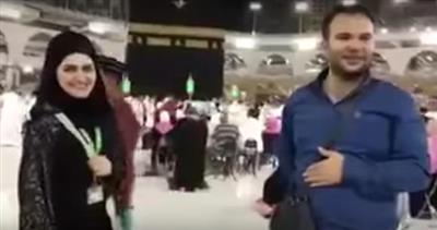 بعد إثارته الجدل.. صاحب فيديو الخطوبة أمام الكعبة يحذف المقطع