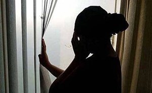 طبيبة تتزوج سائقاً حتى تهرب من لقب “عانس” ولكن..!؟