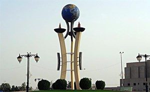 725847-1