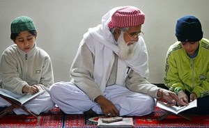 بالفيديو.. باحث سعودي يفك “شيفرة” أهم ألغاز القرآن الكريم بعد 1400 سنة