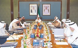 مجلس الوزراء: معالجة ظواهر المخدرات والرشوة والغش