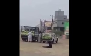 بالفيديو.. صاحب بسطة شاي في السعودية يوثق حيلة متسولة لجمع آلاف الريالات يومياً