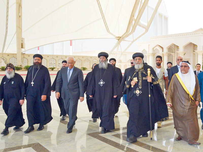 تواضروس يغادر البلاد بعد زيارة رسمية